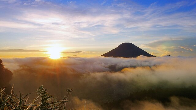 Bukit Sikunir Dieng